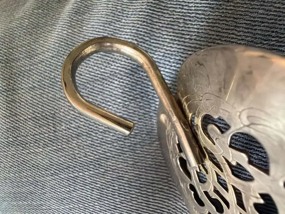 Unbranded silverplate pastry